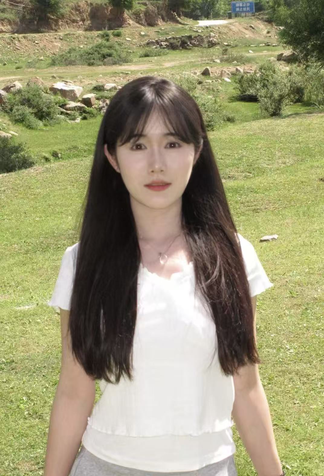 李婕